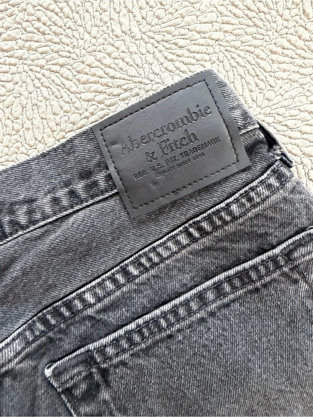 Abercrombie & Fitch Men's Dark Gray Straight Jeans